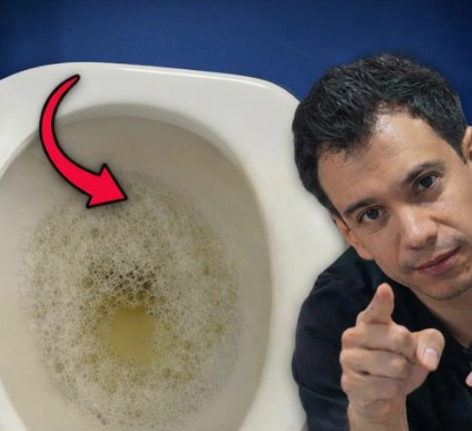 İdrarda köpük görülmesi ne anlama gelir ve ne zaman bir sağlık uzmanına danışmalısınız?